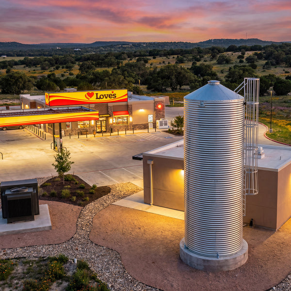 Commercial Water Storage Tanks